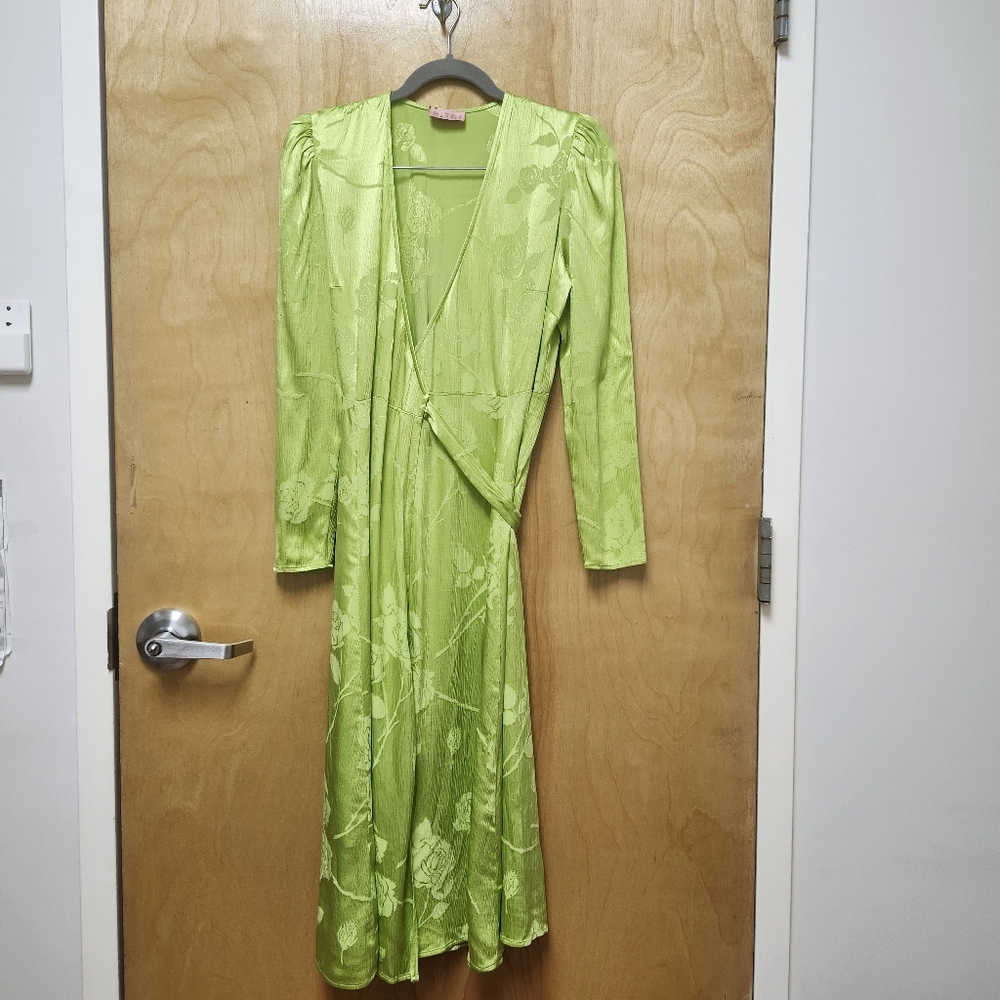 Kitri Effie Satin Wrap Dress In Lime size 8 US 4 EU 44 NWT